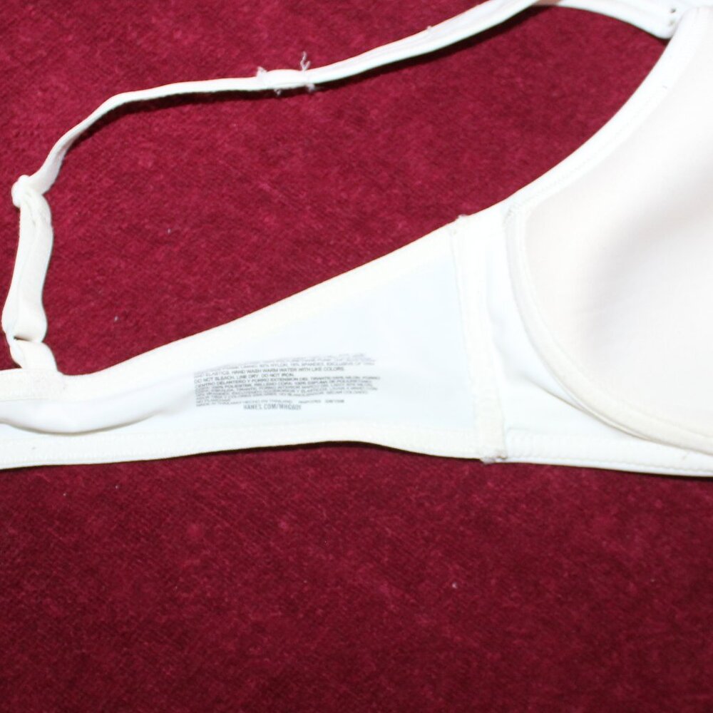 Hane's T-Shirt Bra - White B38- G601 - Picture 3 of 3